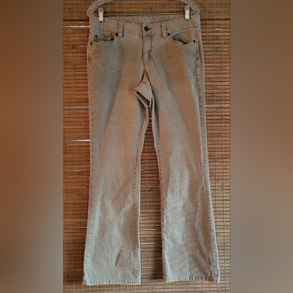 Ann Taylor Loft Curvy Boot Cut Tan Courduroy Women's 8, EUC, Low-rise